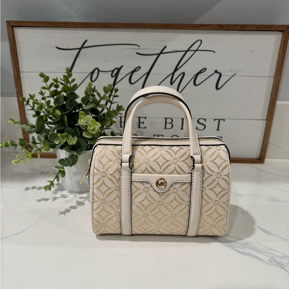 Beautiful New W/Tags Michael Kors Mini Boston Bag